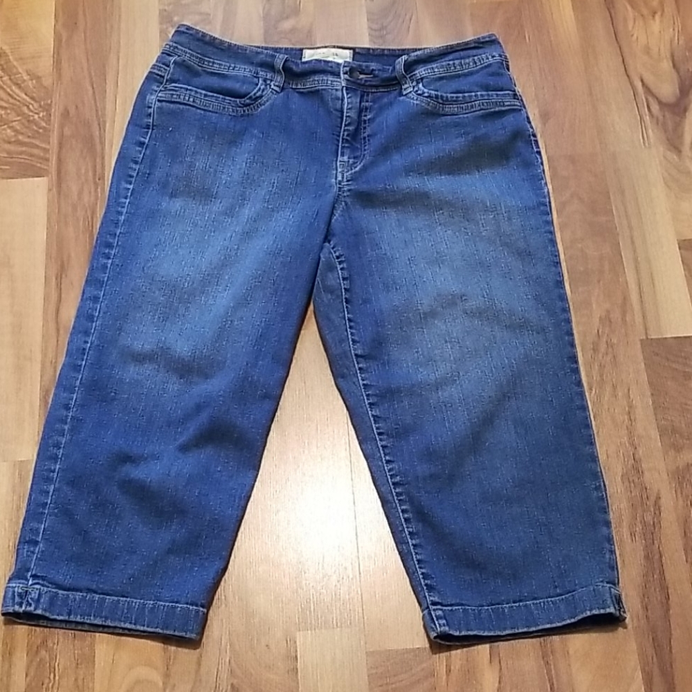 Womens Capri Jeans